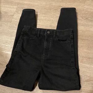 black skinny curvy america eagle jeans